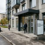 Новостройки микрорайона Ива в Перми: преимущества и возможности покупки квартиры Apartment_building_entrance_facade_202606200924_4.jpeg